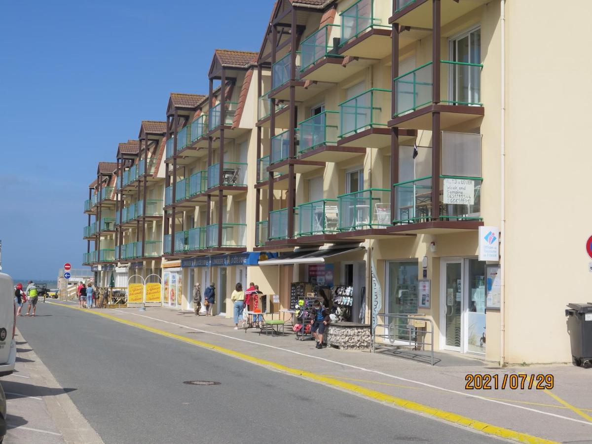 T3 avec balcon plein sud en bord de mer – 50 ml .2 chambres tout confort, équipé de chauffage électrique pour période hivernale, Camiers Exterior foto