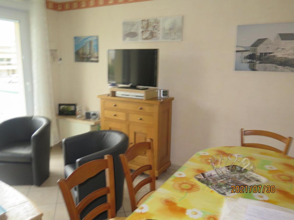 T3 avec balcon plein sud en bord de mer – 50 ml .2 chambres tout confort, équipé de chauffage électrique pour période hivernale, Camiers Exterior foto